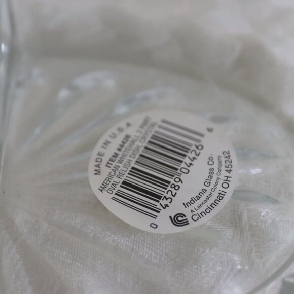 Vintage never used American Whitehall 2 part oval relish dish - Picture 4 of 6